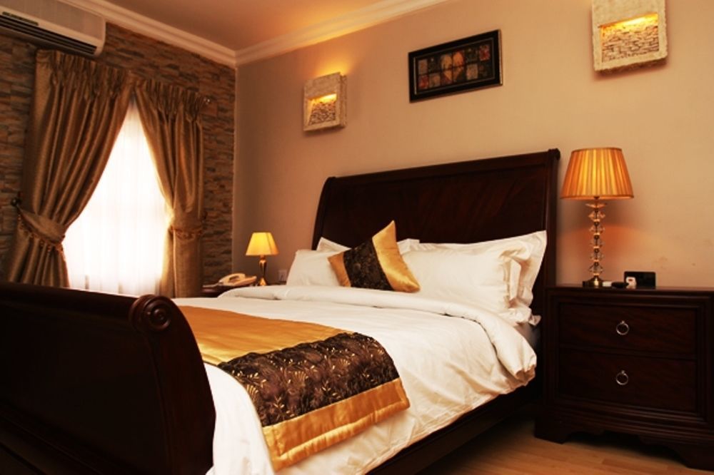 Fryburg Suites Aliayabiagba Dış mekan fotoğraf