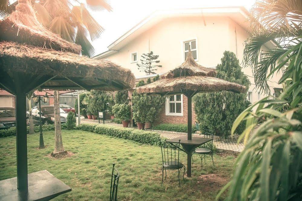Fryburg Suites Aliayabiagba Dış mekan fotoğraf