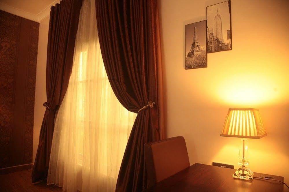 Fryburg Suites Aliayabiagba Dış mekan fotoğraf