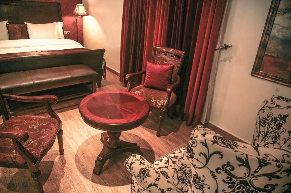 Fryburg Suites Aliayabiagba Dış mekan fotoğraf